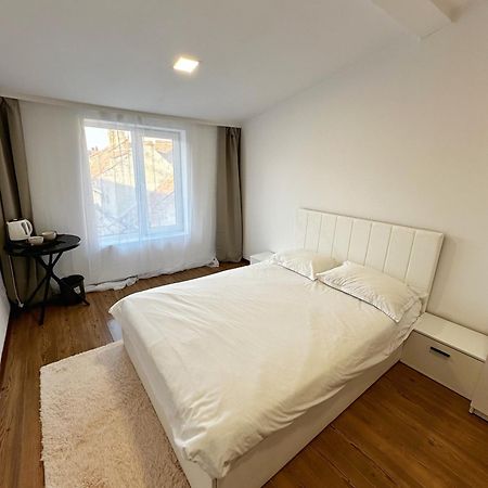 Stone Residence Braşov Esterno foto